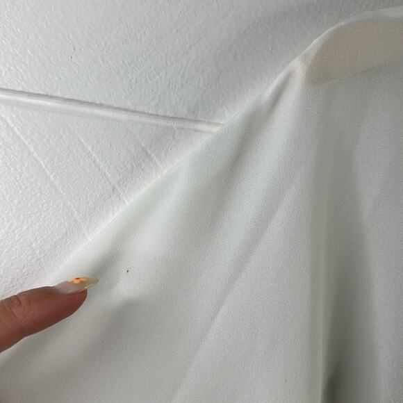 RO & DE Anthropologie White Gray‎ Floral High Low Short Sleeve Blouse Top Size M - Picture 11 of 11